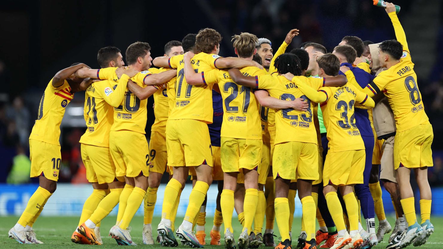 辽宁男篮王哲林末节关键表现出色